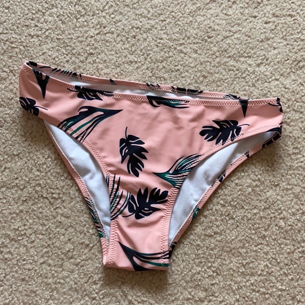 high cut bikini bottom